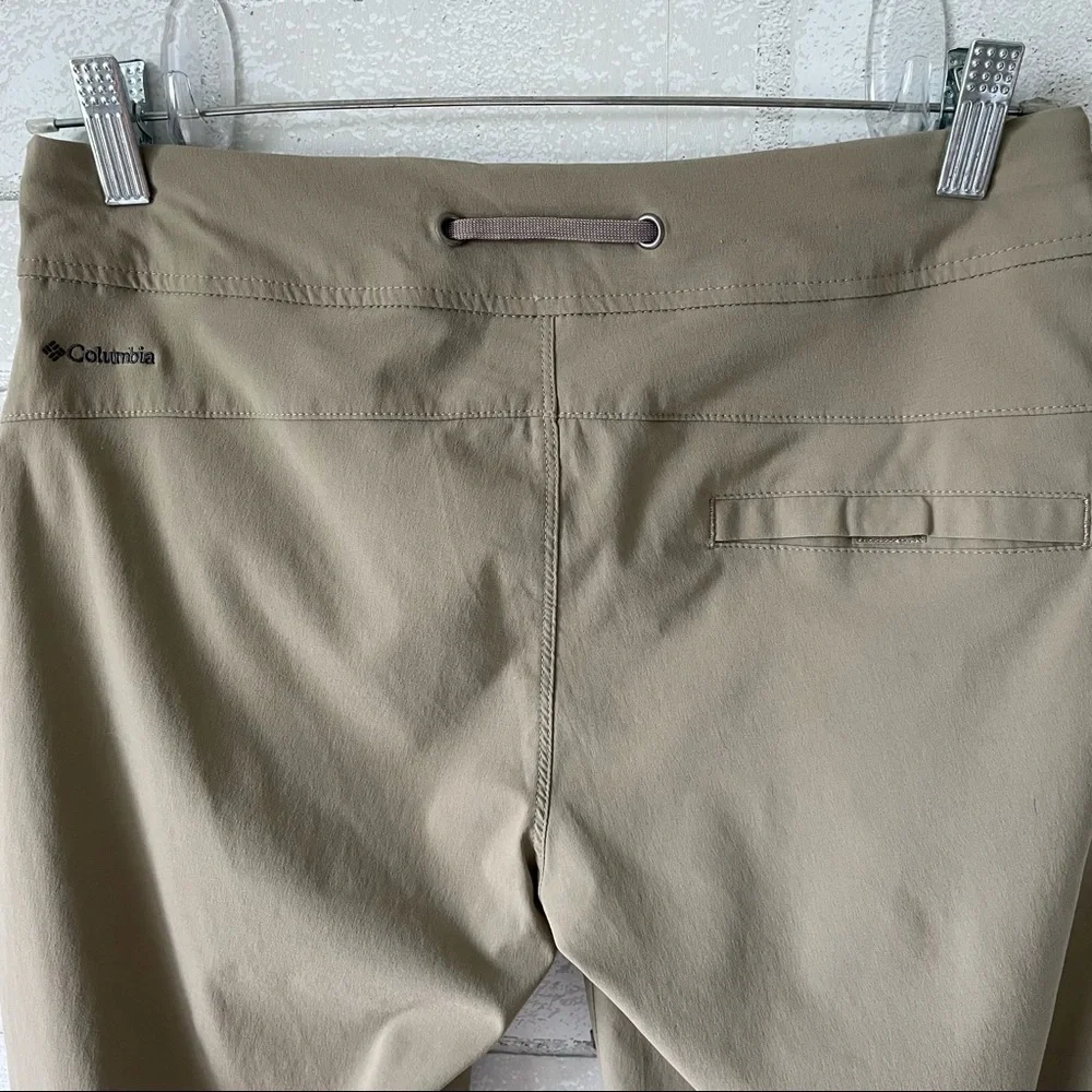 Columbia Capri Pants - Picture 2 of 8